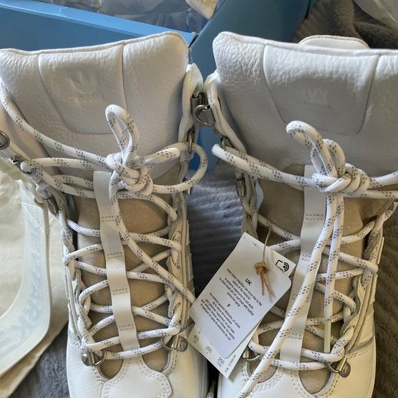 Ivy Park X Adidas White Super Sleek Boot - Picture 5 of 14